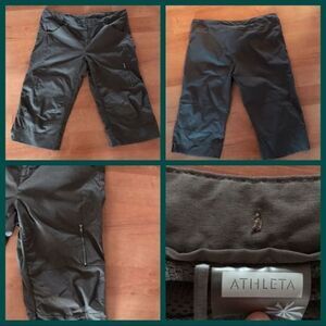 NWOT. Athleta Crop Pants. Size 4.​